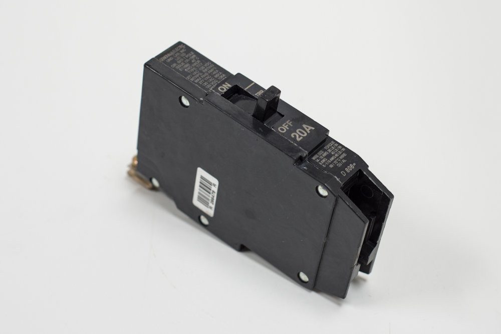 BREAKER TEY 1 X 30A 277V GE