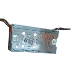 CAJA 2 X 4 KO 1/2 3/4 CON BRACKET